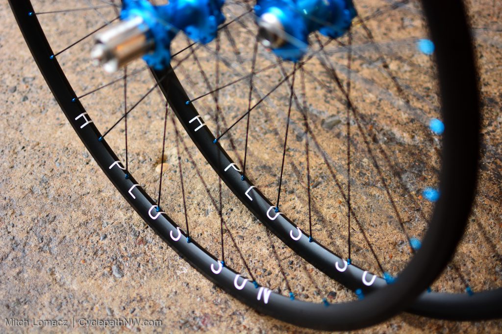 product-review-h-plus-son-archetype-road-rim-radnut